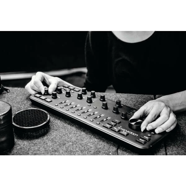 Bon marché ✔️ Loupedeck+, Controller Adobe Lightroom - Accessoires Divers 👍 3 Bon marché ✔️ Loupedeck+, Controller Adobe Lightroom - Accessoires Divers 👍 – Image 3